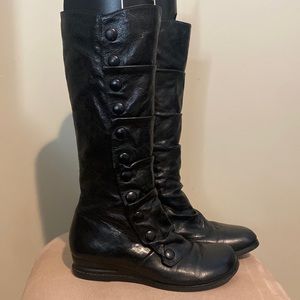 Miz Mooz Bloom leather boots in black size 7.5